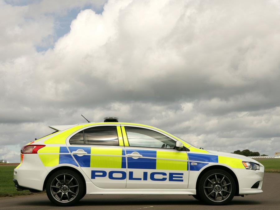  Mitsubishi Lancer Sportback UK Police Car 2009 года  (фото 5 из 11)
